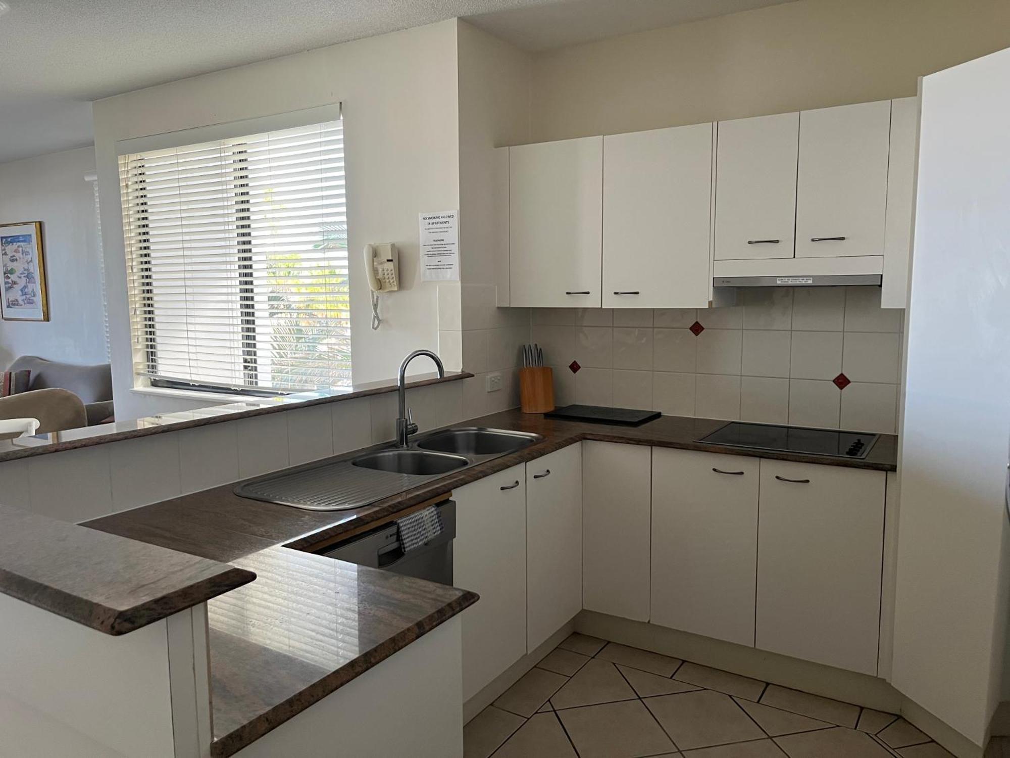 Kings Row Apartments Caloundra Eksteriør billede
